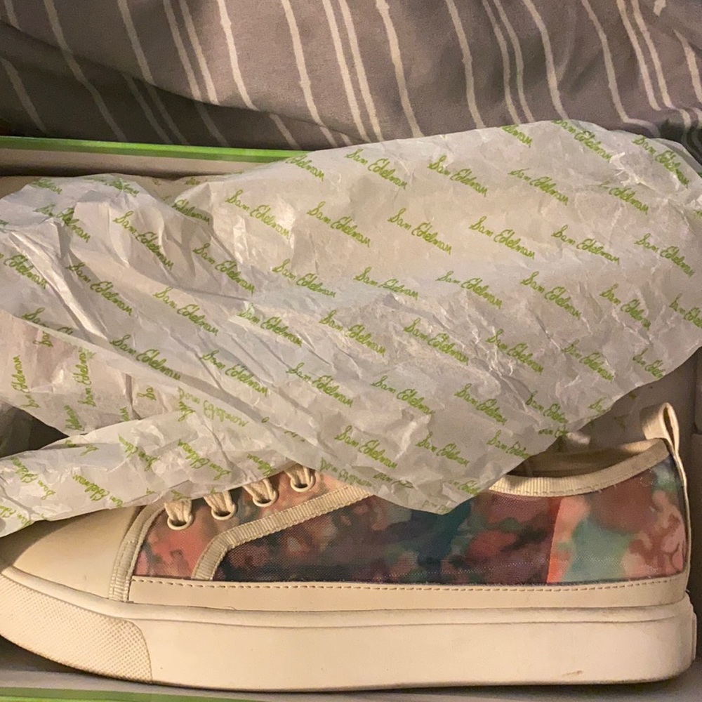 Size 8 Sam Edelman sneakers multicolored